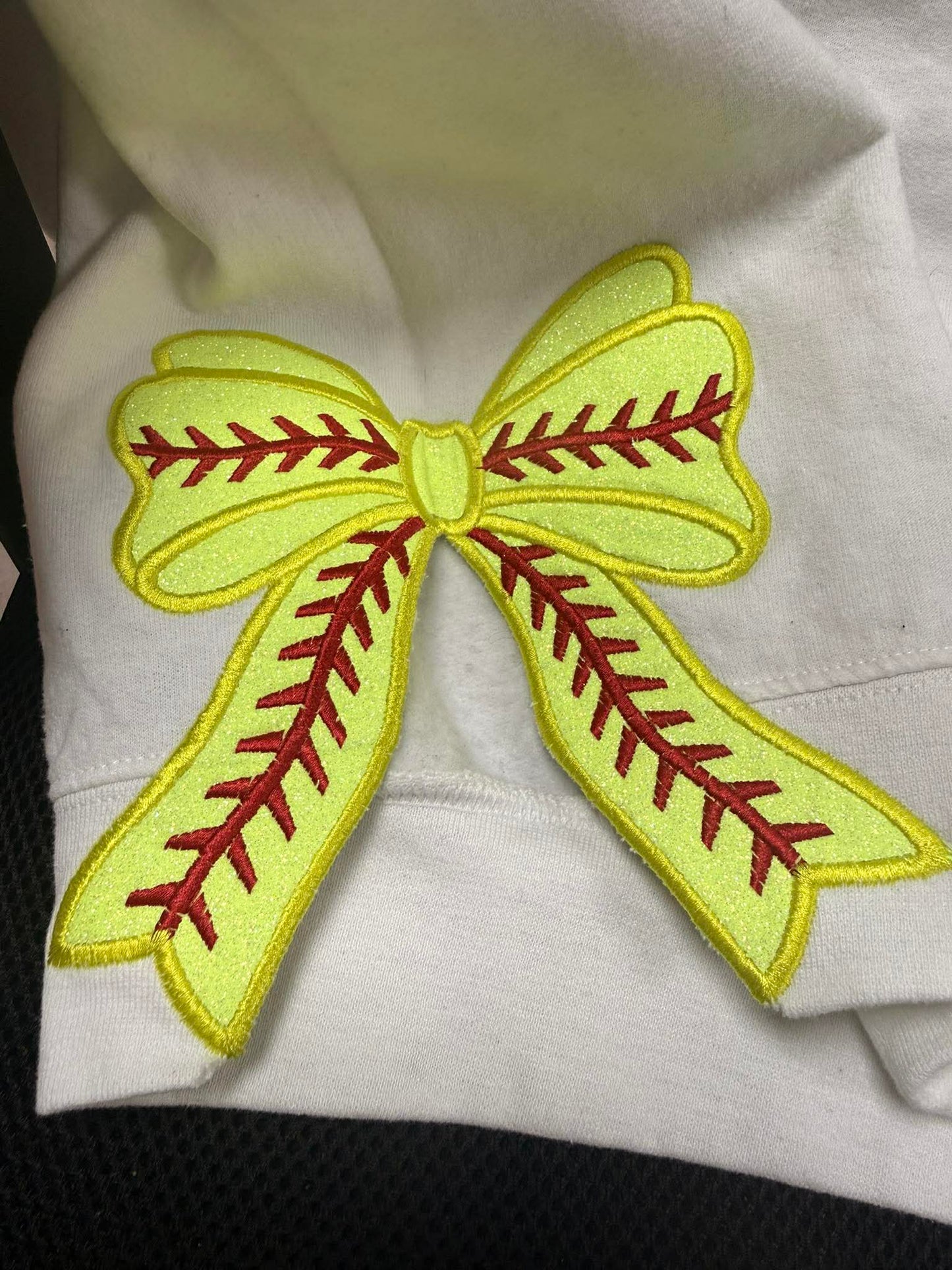 🎀 Softball Glitter Appliqué Crewneck 🎀