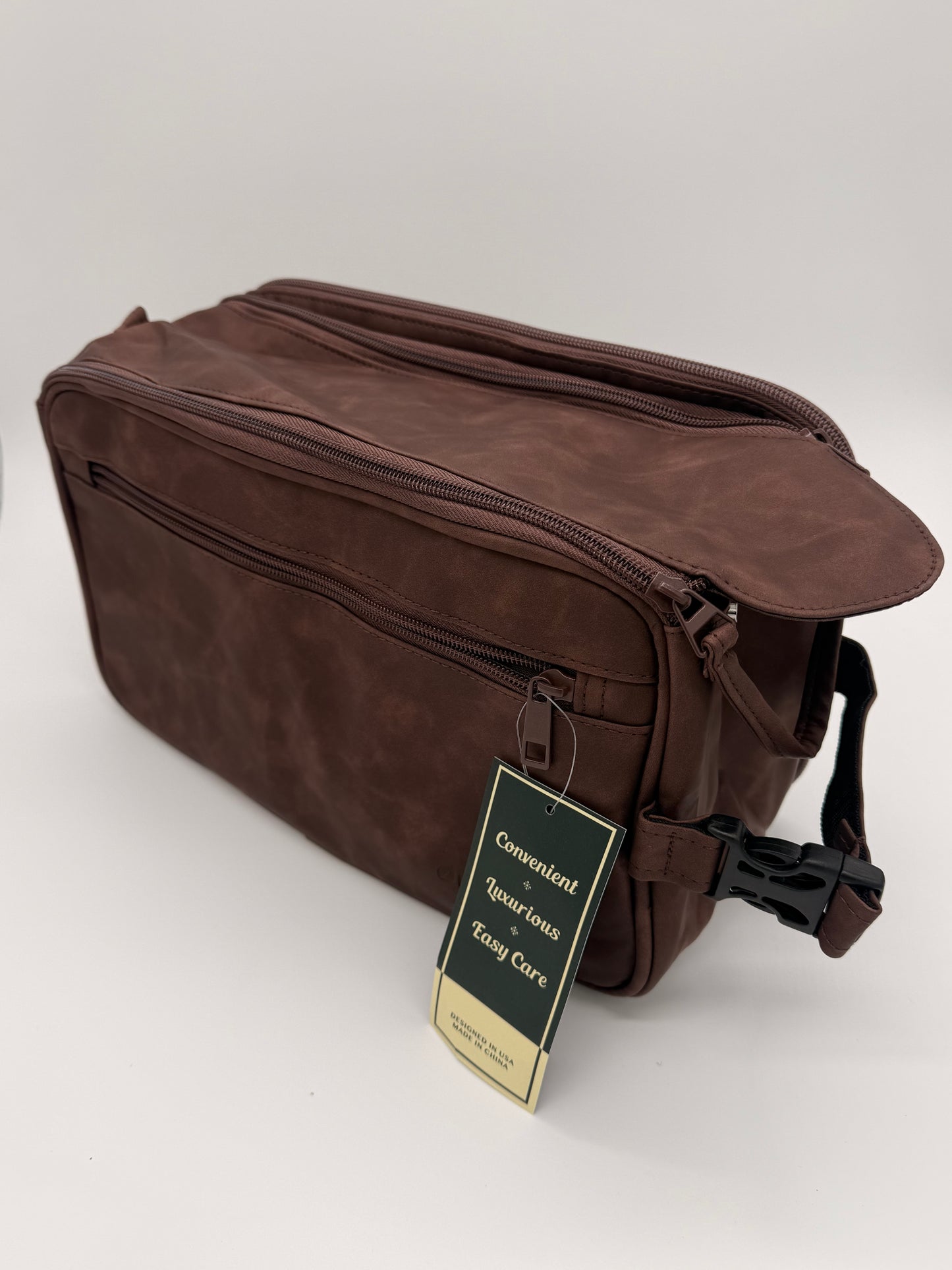 Personalized Men’s Travel Toiletry Bag – Custom Embroidered Dopp Kit