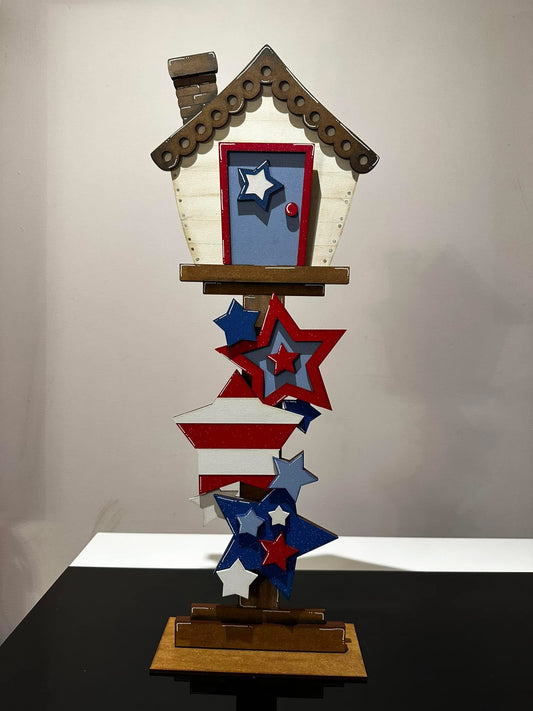 🇺🇸 Patriotic Birdhouse Shelf Sitter – Interchangeable Seasonal Decor
