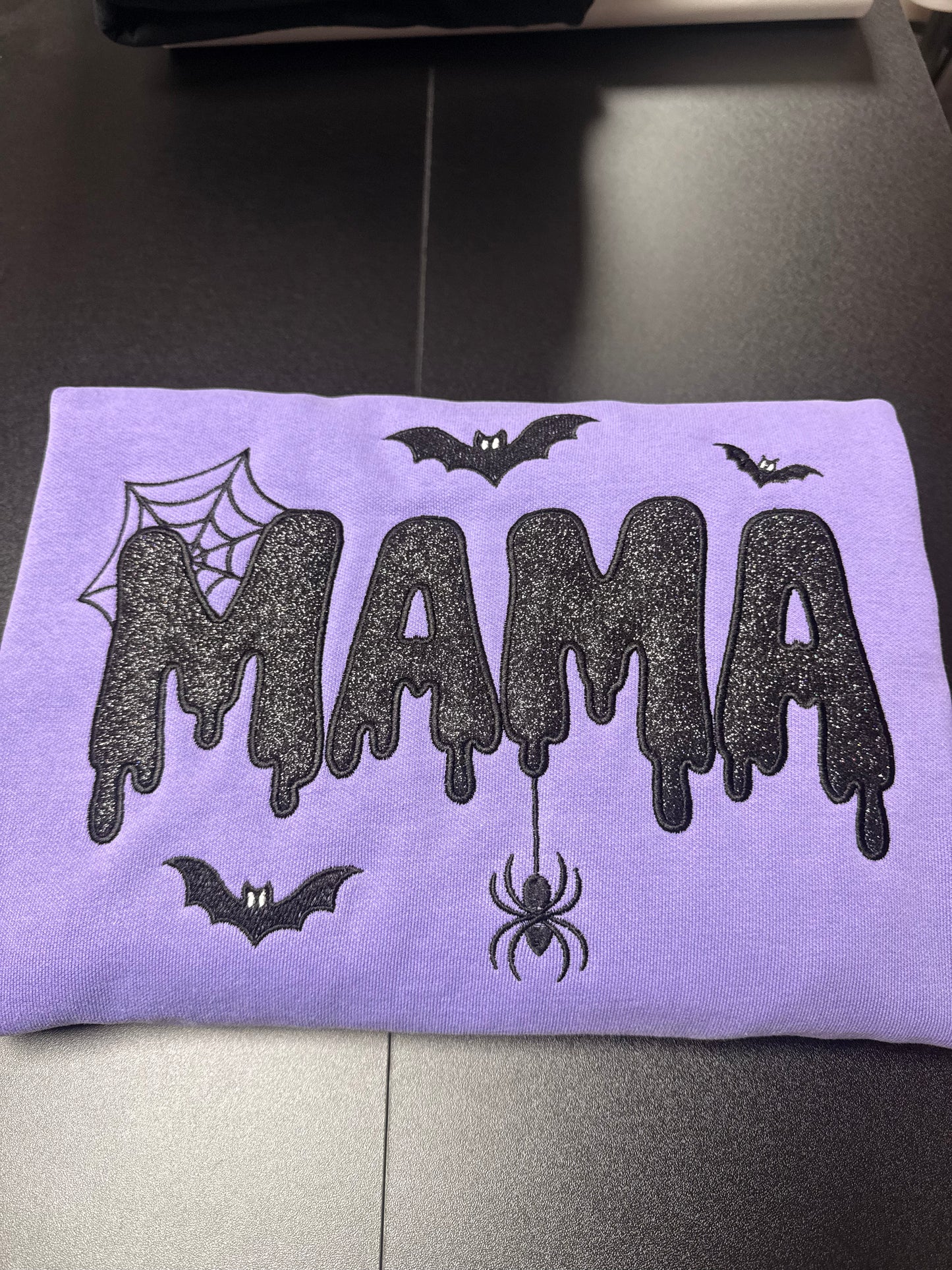 ✨ Mama Halloween Sweatshirt