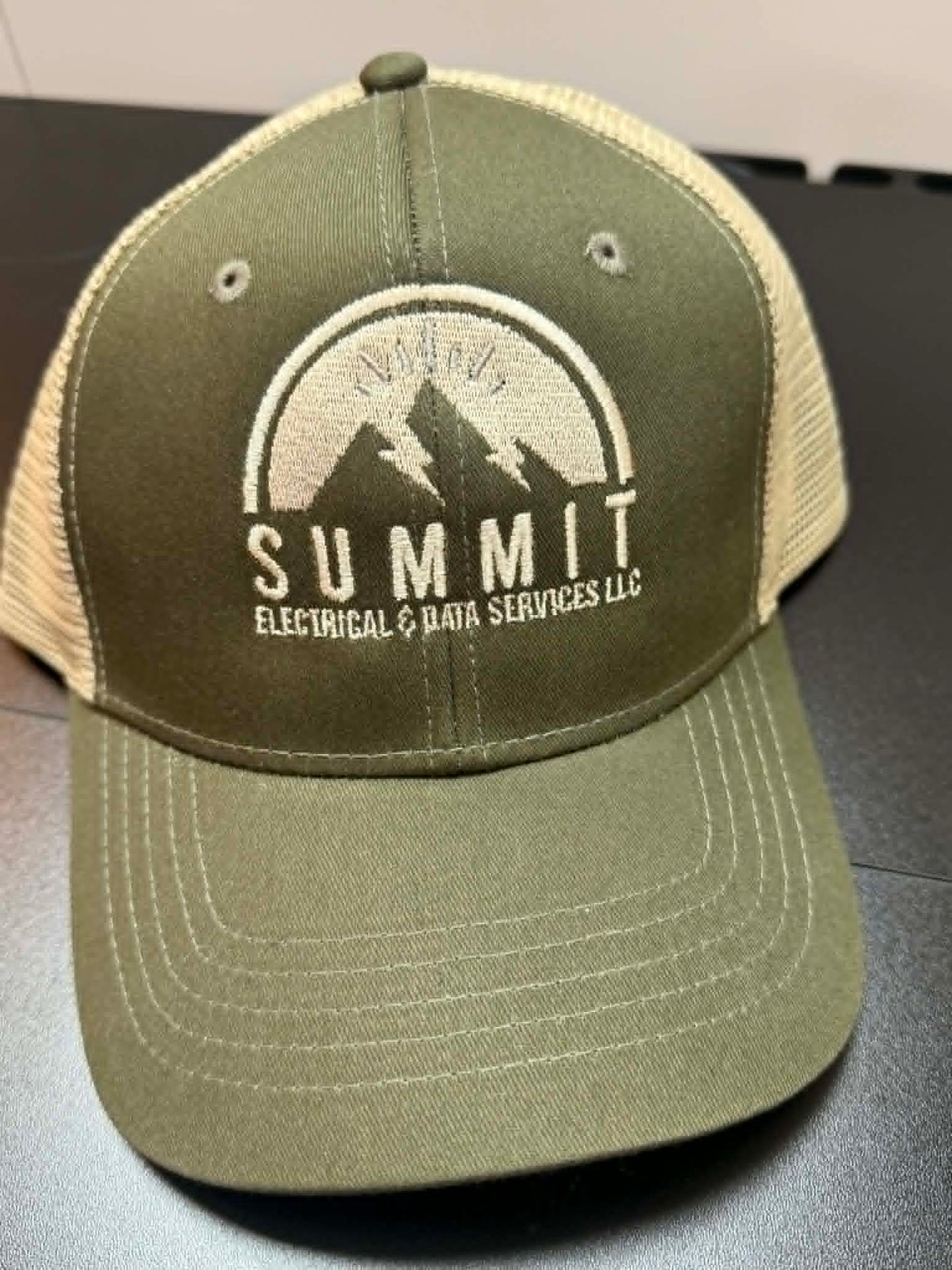 Custom Embroidery Logo Digitizing