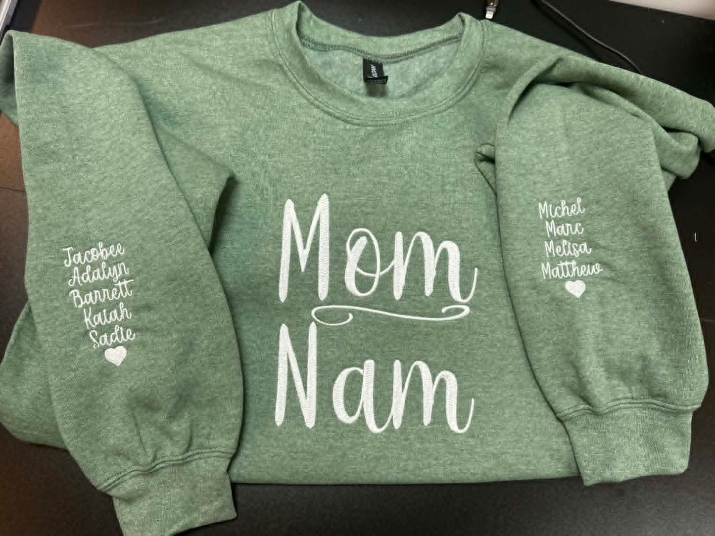 “Mom / Nam/ Gram” Personalized Sleeve Sweatshirt 💗